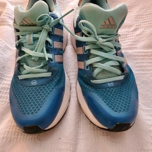 ADIDAS Blue size 9 EUC